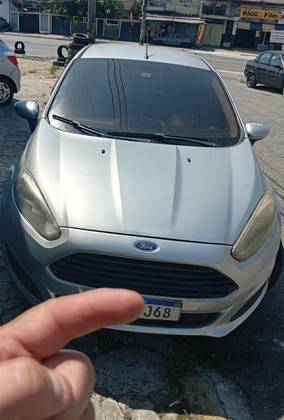 FORD FIESTA 1.5 SE HATCH 16V FLEX 4P MANUAL FORD FIESTA 1.5 SE HATCH 16V FLEX 4P MANUAL